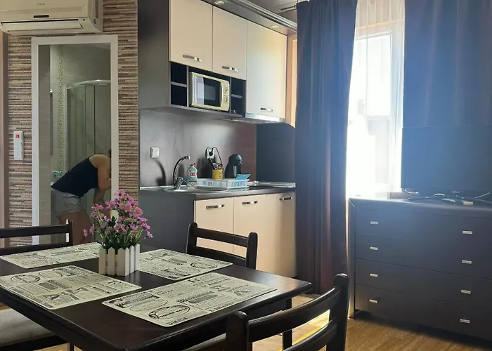 Bratanov Bahami Apartament Słoneczny Brzeg