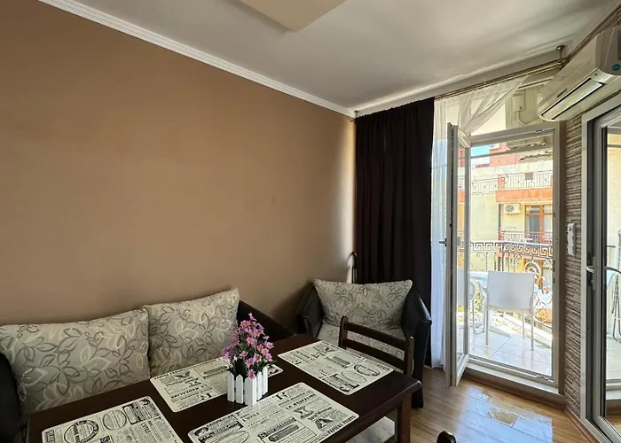 Bratanov Bahami * Słoneczny Brzeg